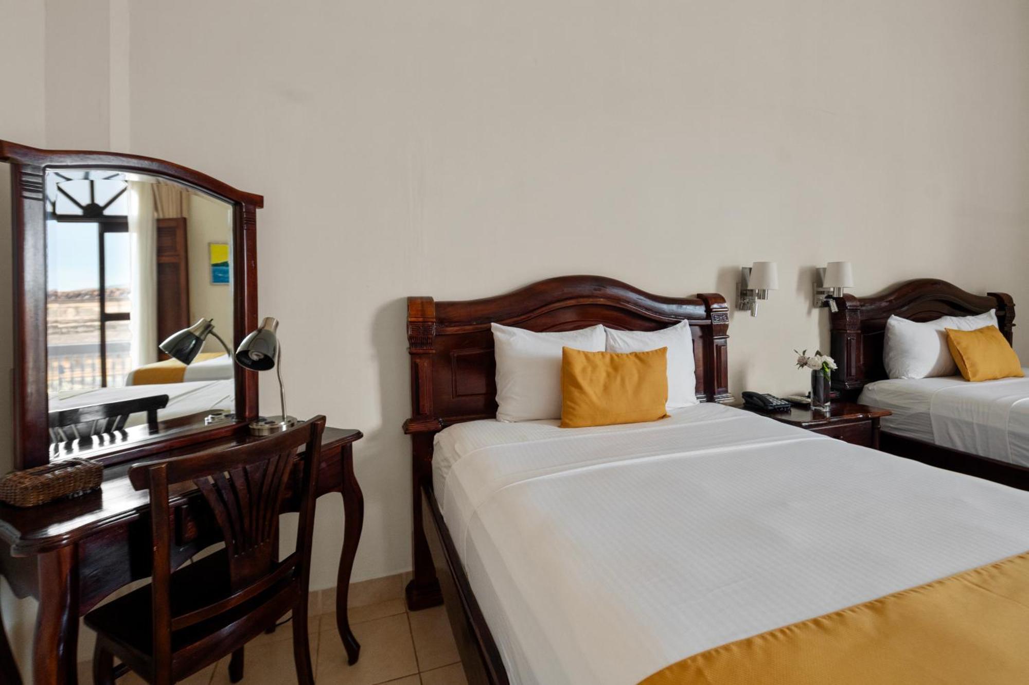Hotel Real La Merced グラナダ エクステリア 写真
